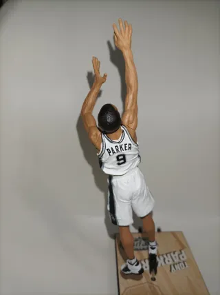 Tony Parker #9 figura NBA MCFARLANE