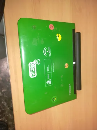 Ordenador Toshiba NB200 Negro