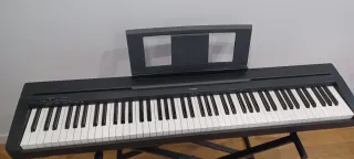 Piano Yamaha P45 B