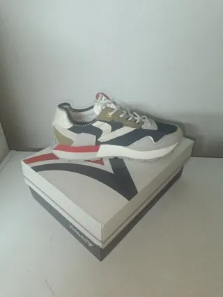 Zapatillas Victoria 1985 Talla 40