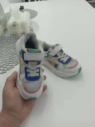 Zapatillas Puma niño talla 30