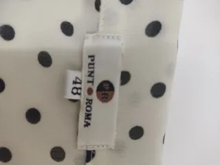 Blusa sin mangas lunares