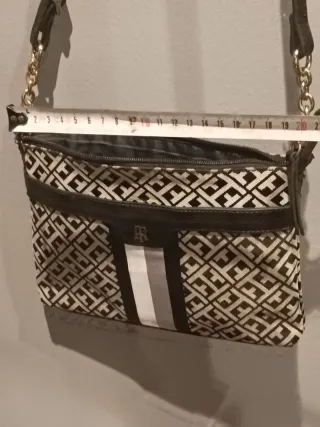 Bolso Tommy Hilfiger mujer negro y gris