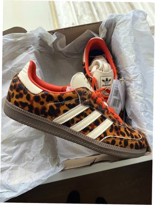 Adidas Samba OG Leopardo Rojo Talla 39