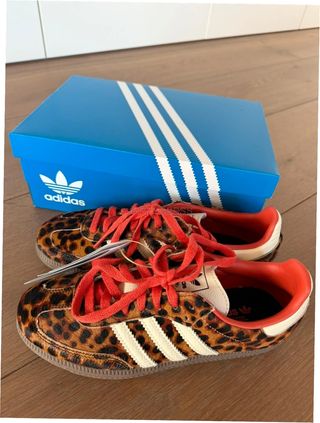 Adidas Samba OG Leopardo Rojo Talla 37