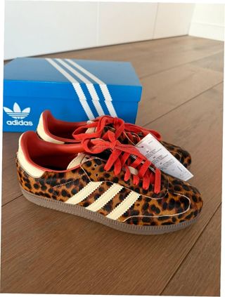 Adidas Samba OG Leopardo Rojo Talla 37