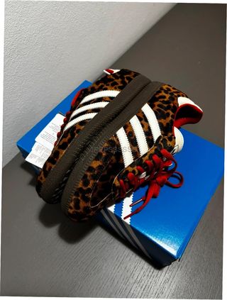 Adidas Samba OG Leopardo Rojo Talla 40