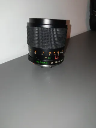 Objetivo Yashica Zoom MC 35-70mm f/3.5-4.5
