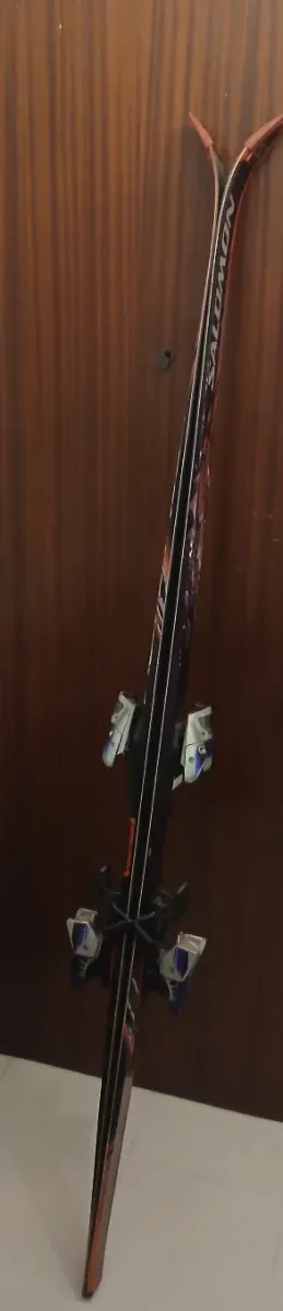 Esquís Salomon Evolution Monocoque