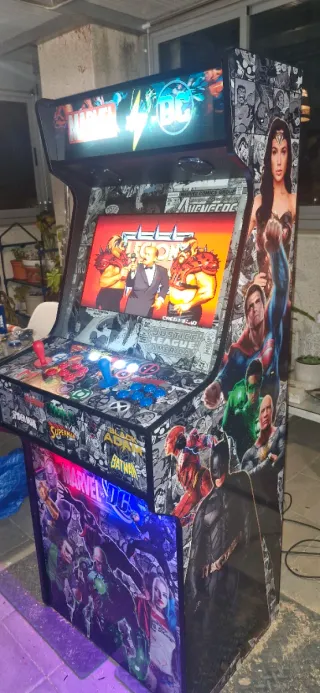 Máquina Arcade Marvel vs DC