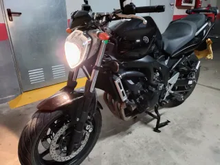 Yamaha FZ6 S2