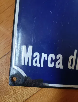 Targa smaltata Marca Leone anni '30