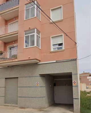 Plaza de garaje en Las Bayas