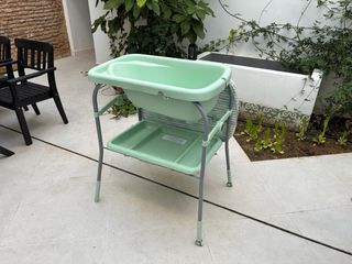 Pack bebé: bañera/cambiador, carro, silla coche