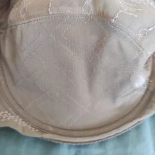 Sujetador encaje beige