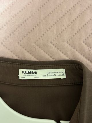 Camisa corta marrón