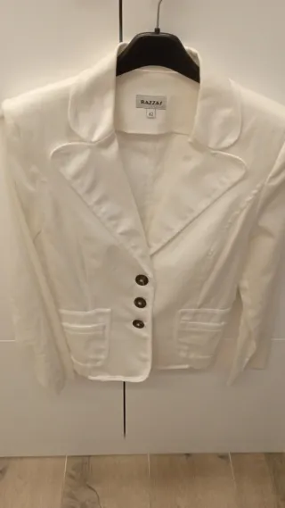 2 Chaquetas Blancas RAZZAI Talla M
