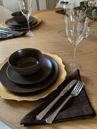 Servilletas Zara Home tela marrón