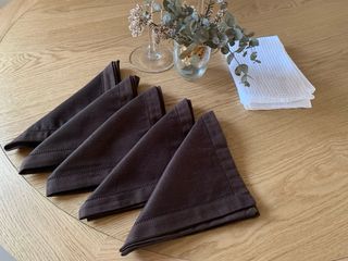 Servilletas Zara Home tela marrón