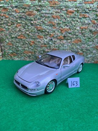 Maserati 3200 GT (1998) – Bburago – Escala 1:18