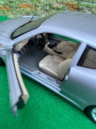 Maserati 3200 GT (1998) – Bburago – Escala 1:18