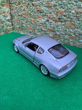 Maserati 3200 GT (1998) – Bburago – Escala 1:18