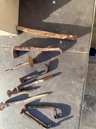 Lote de clavos antiguos