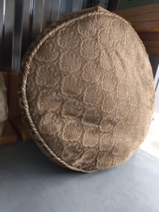 Cojín de plumas vintage alta calidad buen estado