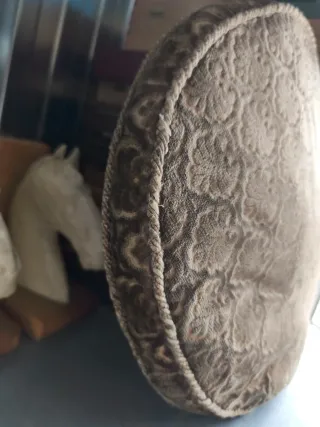 Cojín de plumas vintage alta calidad buen estado