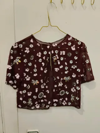 Blusa bordada floral nueva talla S