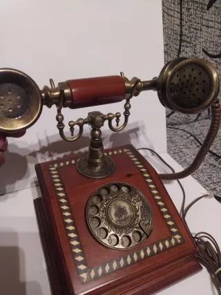 Teléfono Antiguo Vintage Madera y Bronce
