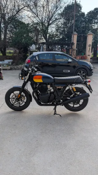 Royal Enfield Interceptor 650 ABS Barcelona Blue