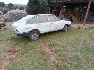 Chrysler 150 para piezas puerta 25€