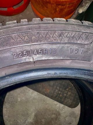 Neumáticos de invierno 225/45R18