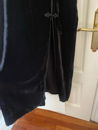 Vestido Terciopelo Negro Alamares