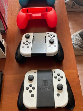 Nintendo Switch OLED + Juegos y Accesorios