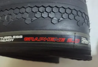 Cubiertas Vittoria Terreno