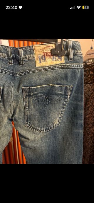 Pantaloni jeans vita bassa