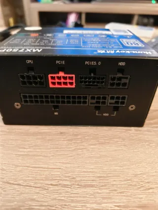 Fuente Alimentación Huntkey MX750P 750W 80 PLUS Pl