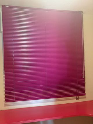 Persiana veneziana in alluminio viola