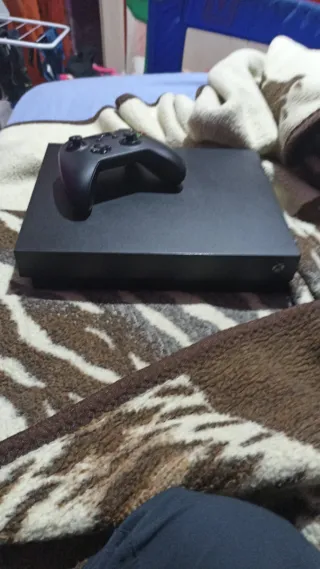 Xbox One X Negra