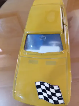 Coche de juguete antiguo viejo vintage antiguo