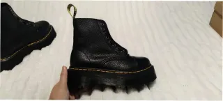Botas Dr. Martens Talla 38