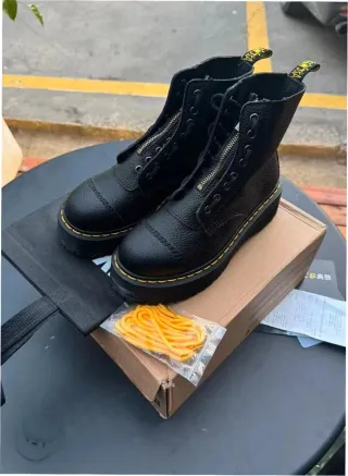 Botas Dr. Martens Talla 39 Cremallera