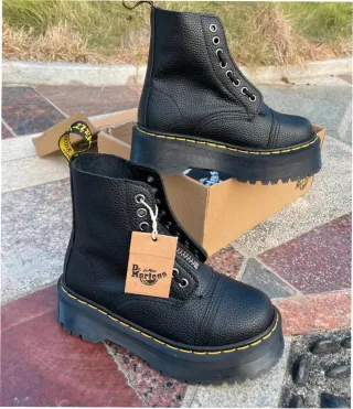 Botas Dr. Martens Talla 38 Negras