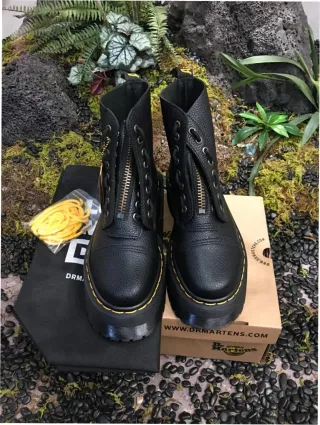 Botas Dr. Martens Talla 40 Cremallera Negra