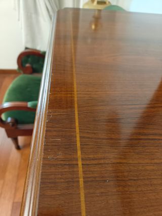 Cómoda madera maciza marquetería