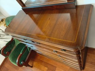 Cómoda madera maciza marquetería