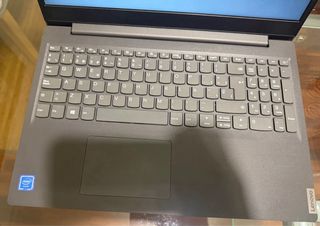 Ordenador Lenovo Negro