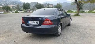 Mercedes-Benz Clase C 2004